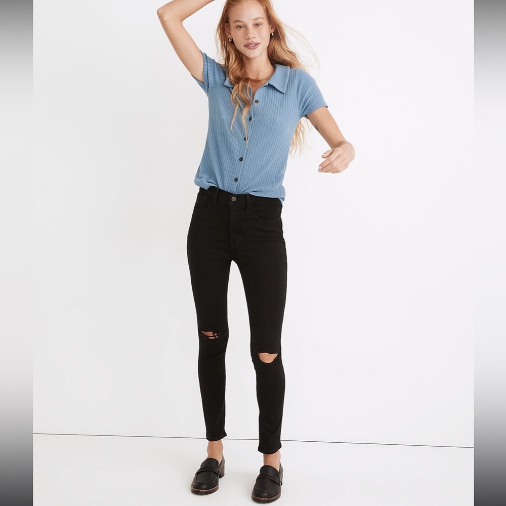 Madewell 10" High-Rise RoadtripperJeans in Davie Wash: Knee-Rip Edition